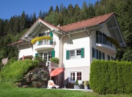 Chalet Claudia, hotel with parking in Neustift im Stubaital