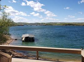 Table Rock Lake House, cottage in Radical