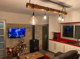 SOFROS VALLEY HILLS CHALET, cabin in Ayios Mamas