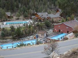 Mount Princeton Hot Springs Resort, hotel en Buena Vista