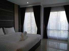Areena Hotel Phitsanulok: Phitsanulok şehrinde bir 3 yıldızlı otel