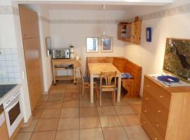 Ferienwohnung-Sanwald, holiday home in Friedrichshafen