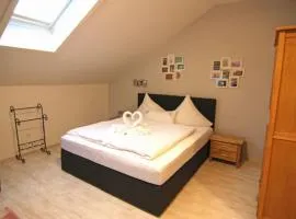 Kapitaenshaus-Lassen-Zimmer-Miss-Marple