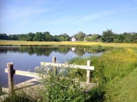 Château du Golf de la Freslonnière, хотел близо до Freslonnière Golf Course, Le Rheu