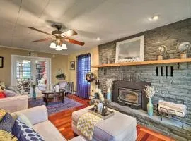 Stylish Suburban Getaway, 10 Miles to Royal Mtn!