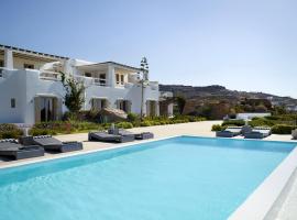 Paraga Villa Sleeps 16 with Pool and Air Con, Hotel in Strand Paraga