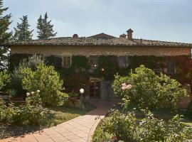 Fiano Villa Sleeps 10 with Pool and Air Con, hotel in Fiano