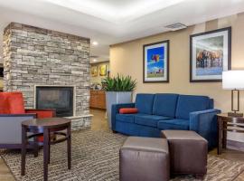 Comfort Inn & Suites Phoenix North / Deer Valley, hotel in Deer Valley, Phoenix