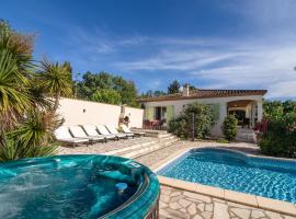 Beautiful villa with spa and heated pool, cottage in Félines-Minervois