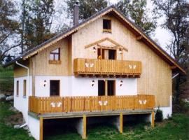 Rustic chalet with dishwasher, in the High Vosges, kalnų namelis mieste Le Ménil