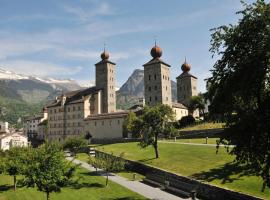 Schlosshotel - Self Check-In Hotel, hotel en Brig