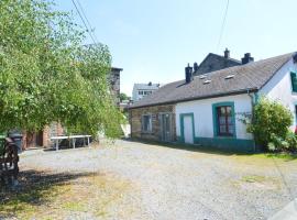 Lovely Cottage in Alle with Garden, hôtel à Alle