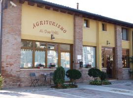 Agriturismo Ai Due Volti, hotel-fazenda rural em Dossobuono