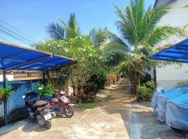 Coconoi Residence, holiday rental in Nai Harn Beach