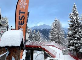 Residence Lores 2 - Go Vacanze, hotel v destinaci Marilleva