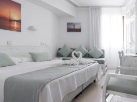 Hostal Bellavista Formentera, bed and breakfast en La Savina