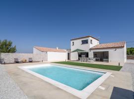 Attractive villa in Beaufort with private pool, hotel Beaufort-ban