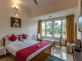 KSTDC Hotel Mayura Kauvery KRS, hotel a prop de Jardins de Brindavan, a Hosa Kannambādi