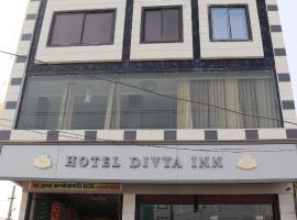 Hotel Divya Inn, hotel v destinaci Pālī