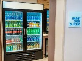 Holiday Inn Express & Suites - Las Vegas - E Tropicana by IHG