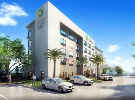 Holiday Inn Express Doral Miami, an IHG Hotel, hotel dicht bij: winkelcentrum Miami International Mall, Doral