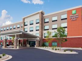 페이엇빌에 위치한 호텔 Holiday Inn Express & Suites - Fayetteville, an IHG Hotel