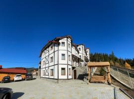 Котеджі “Друзі”, hotel en Bukovel