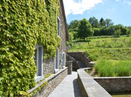 Villa with hottub in calm area, vakantiewoning in Bièvre