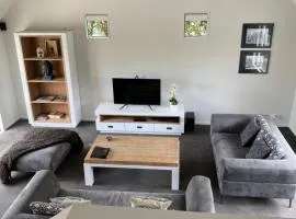 Home By Hagley Park