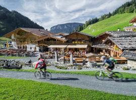 Stöcklalm, hotel in Söll