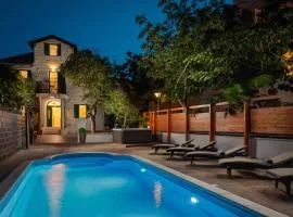 Luxury Villa Citadella with Pool