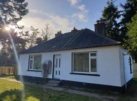 Craigbreck Farm Cottage, hotel amb aparcament a North Kessock