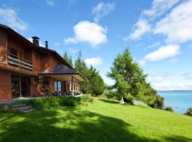 Las Juntas Ecolodge, chalet à Puyehue