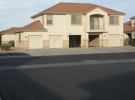 Mesquite Nevada Vacation Rental - Ground Level and double car garage, hotel in Mesquite