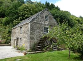 Jopes Mill and Lodge, hotel in Looe