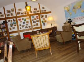 Lotte - The Backpackers: Heidelberg şehrinde bir otel