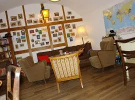 Lotte - The Backpackers