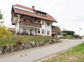 Apartment on the edge of the forest, hotel em Kleines Wiesental