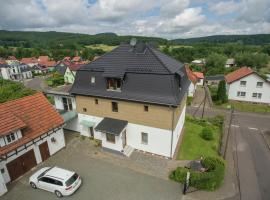 Holiday flat near the river in Winterstein, hotel barat a Emsetal