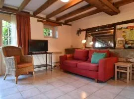 Holiday Home in Saizy with Stargazing Garden