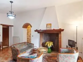 Charmante Home with Garden