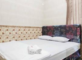 Queen Asri Mitra RedDoorz, hotel a Kediri