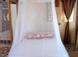 Ramalyn Beach Resort, Hotel in Maria