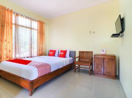 OYO 90034 Hotel Gandung Yunior, hotel di Bantul
