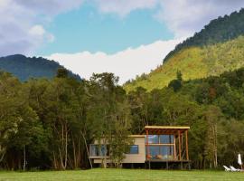 Cabañas Almalik, hotel in Ralún