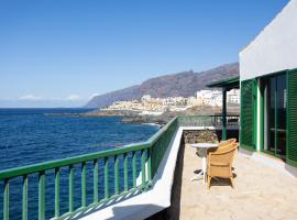 Villa Privada Mirador de La Gomera con jacuzzi, hotel in Puerto de Santiago