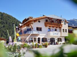 Hotel Central - das kleine Boutique Hotel am Achensee, Golfhotel in Pertisau