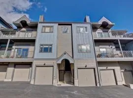 Lake Forest 304F Condo