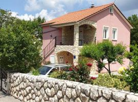 Apartments Roses, beach hotel in Dobrinj