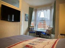 Cumbria Guest House, hotel con campo de golf en Lytham St Annes